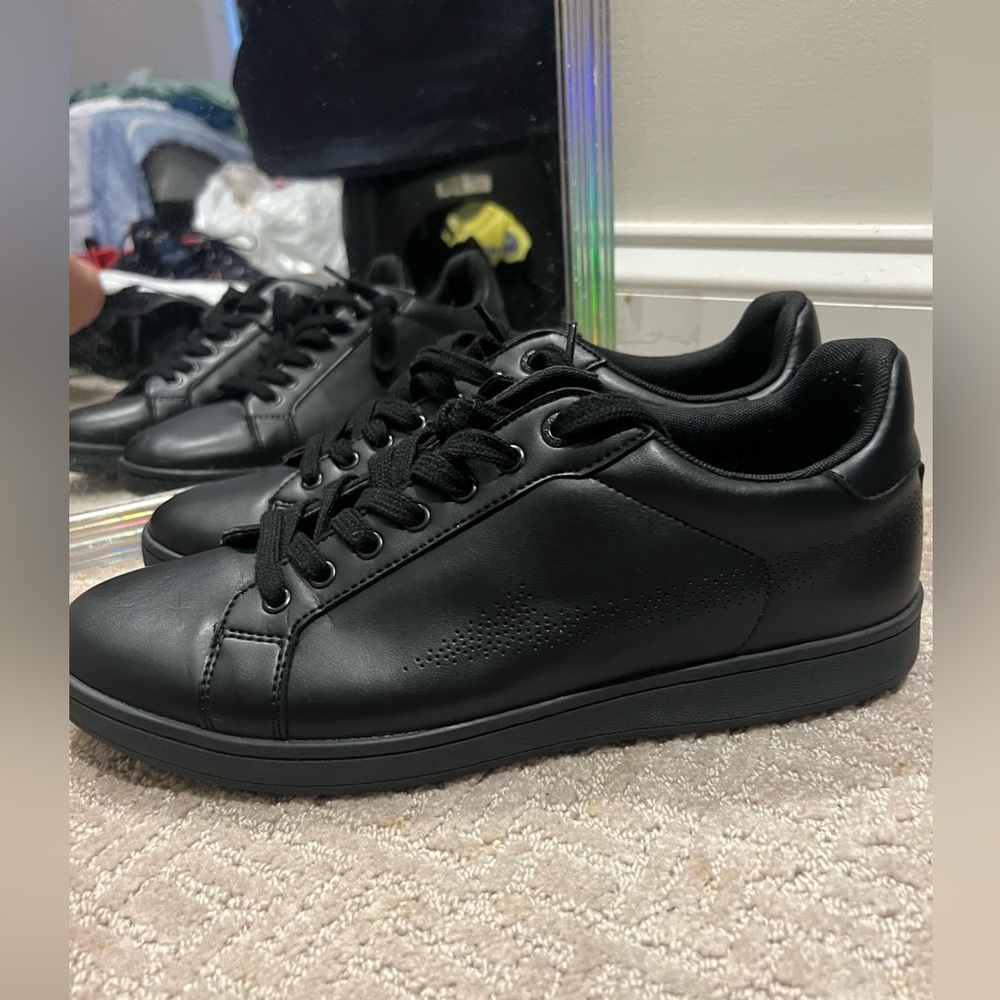 Black mania jeans shoes. SIZE 9.5. Barely worn.